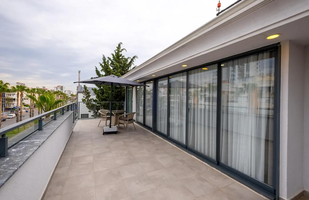 Avion Suite Hotel-1